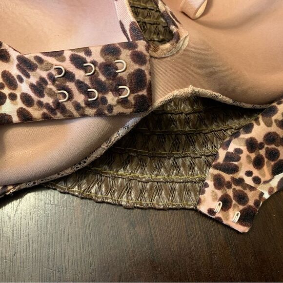 34C Victoria's Secret VINTAGE INCREDIBLE PERFECT PUSH UP BRA RHINESTONES - Picture 5 of 7